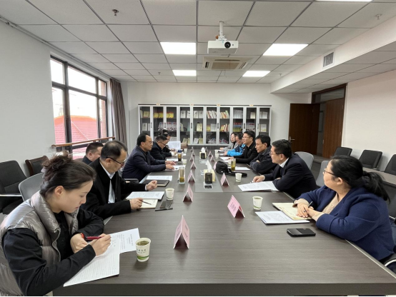 安徽省粮食和物资储备局、中国农业发展银行安徽省分行赴淮粮集团考察调研秋粮收储工作